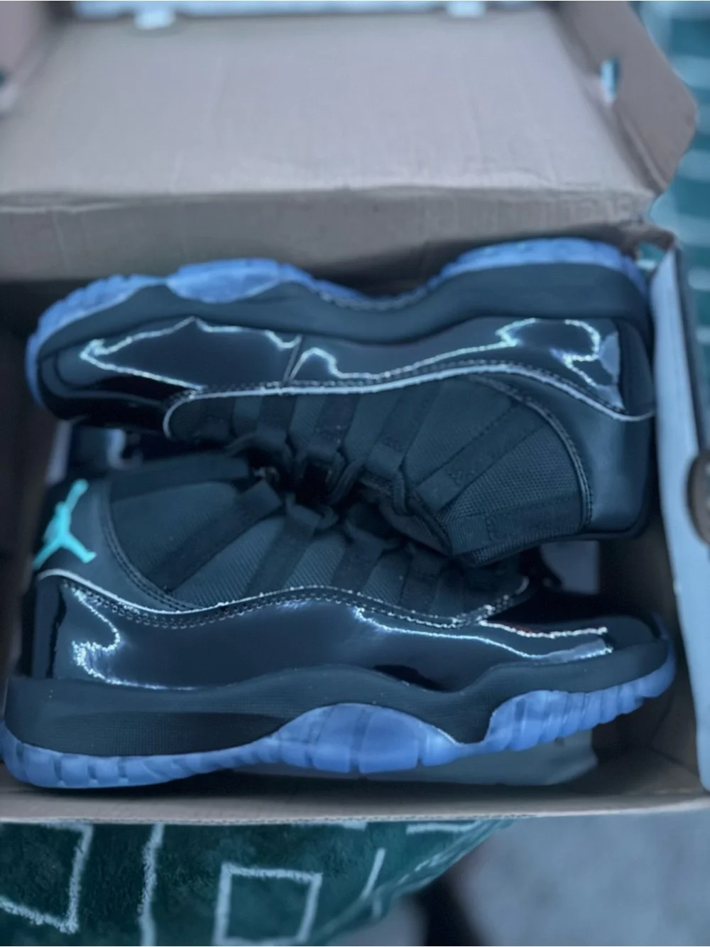 Jordan Boys' Black High-Top Sneakers with Teal Accent